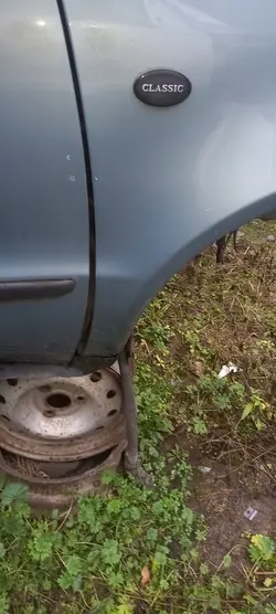 MERCEDES A KLAS W168 01-04 FRAMHJULSPLÅT HÖGER 757