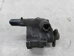 Ohjauspumppu OEM 8200024738 Renault Master II:lle