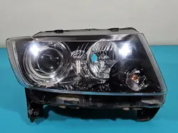 Farol direito Jeep Compass I 06-16