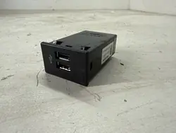 Prise USB Infiniti Q30 OEM 284H33ZD2A