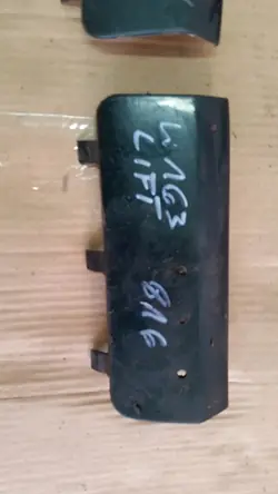 Tapa de Parachoques Mercedes ML W163 Derecha Trasera