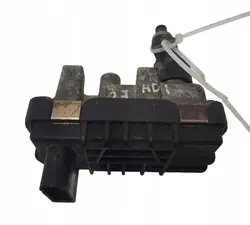 Citroen C5 Turbosäätölaite OEM JUT130220 - Käytetty