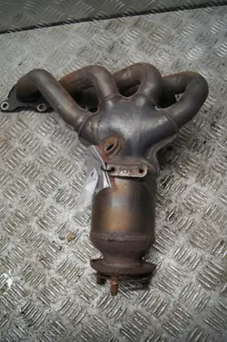 Katalysator OEM 036131703J för VW Golf VI