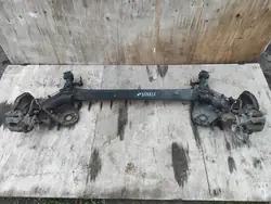 Toyota Prius (XW50) 2015 Trave Posteriore