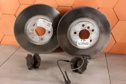 OEM 6865713 6860019 Remschijven & Blokken Voor Set