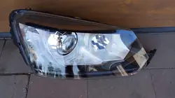 SKODA YETI LIFT 2013- FAROL BI-XENON DIREITO 5L1941018D