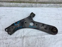 Braccio di Controllo Anteriore Sinistro Hyundai i30 II Kia Ceed II