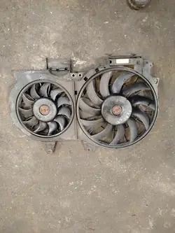Ventilateur de Radiateur Audi A4 B7 2.0 140CV 8E0121205AB
