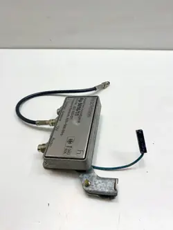 Antennförstärkare OEM 822932011 för Mercedes-Benz SL