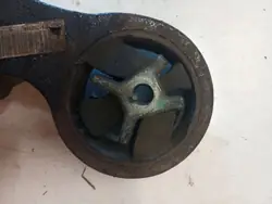 Moottorin kiinnike VOLVO C70 II CABRIO 2.4L diesel