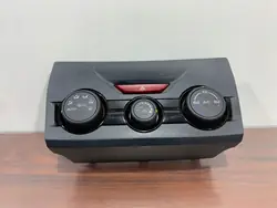 Subaru Forester ilmastointipaneeli OEM 72311SJ211