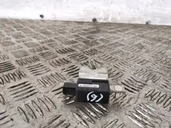 Honda HR-V Pyrotekninen puristin OEM FBZ9574
