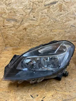 Linker koplamp Mercedes B-Klasse W246 A2468200161