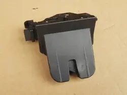 Fechadura do porta-malas traseiro / Audi A6 C6 Avant 2004-2011 / OEM