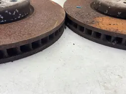Jarrusatulat & Kiekot Etu OEM 7846701 BMW:lle