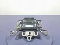 Moottorin tuki OEM 3Q0199555H Skoda Superb III:lle
