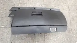 Matkustajan hansikaslokero OEM 39808618 Volvo S40 II