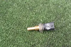 Capteur de température du liquide de refroidissement Maserati