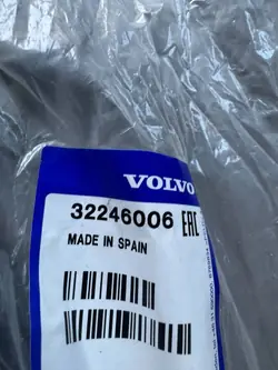 Manguera de freno delantera derecha Volvo OEM 32246006