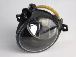 Farol de Neblina 1T0941700H CITIGO MII UP! TOURAN GOLF AMAROK Direito