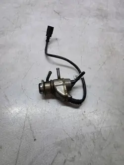 Audi AdBlue-suutin OEM 4G0131113D - Käytetty