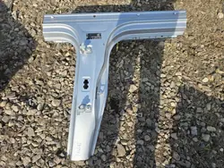 VW Passat B8 vasen B-pilari OEM