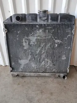 Vattenkylare Mercedes W108 W109 3.5 V8 1095010301