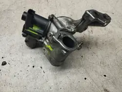 Base de vanne EGR OEM 01916000 pour Renault Laguna