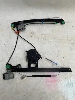 Elevador de vidro dianteiro esquerdo VW Golf III