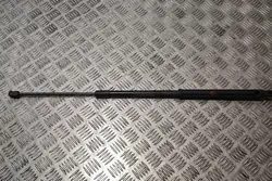 Oikea tavaratilan toimilaite MERCEDES-BENZ M (W164) A1648800029