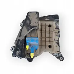 Audi A4 A5 B9 AdBlue-säiliö OEM 8W0131878BH