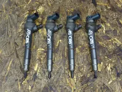 Iniettore carburante AUDI A3 8V GOLF VII 2.0 TDI 04L130277E