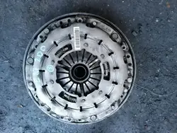 Kokonaiskytkin BMW 1 E87 2.0 D