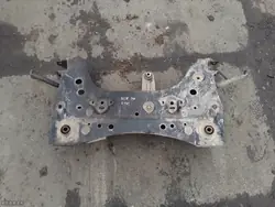 Nissan NV200 Hilfsrahmen OEM AM-470626