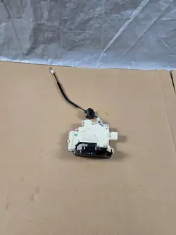 Zentralverriegelungsaktuator vorne rechts Audi A6 A8