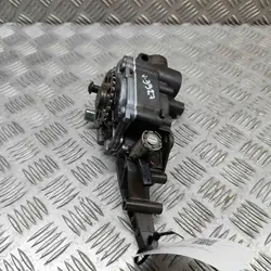 Bomba de óleo Mercedes-Benz OE A2761800701 - Usada