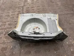 Ford Fiesta MK7 Bakre Bränsletank OEM NIEZNANY22221VA