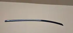 Audi OE Garniture Vitre Droite - Finition Noir Brillant
