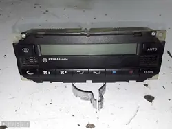 VW Passat Klimasteuergerät OEM 5HB00761710
