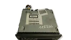 Radio Renault Twingo II OEM 8200843548 Occasion