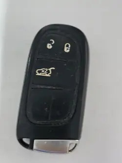 Chave Jeep OEM P68141582 - Estado Usado