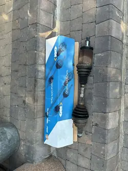 Vänster framaxel BMW E90 XDRIVE