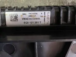 Volkswagen OE 5Q0121251T Radiateur de refroidissement moteur