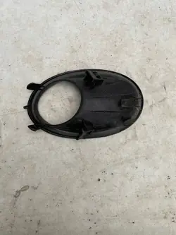 NISSAN QASHQAI I J10 10- Linke Stoßstangengitter OEM