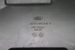 Ford Mondeo V vordere Gurtmittelteil DU5A8653AA