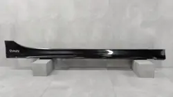 Jupette latérale droite OEM 51778072574 BMW 1 F40