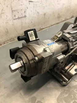 Rattstam OEM 8K0927287F för Audi A5 8T A4 B8
