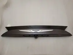 Spoiler porta-malas Chrysler Pacifica 2017 OEM 5RL88LAUAF