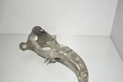 Pivot de direction gauche avant OEM 31216777751 BMW 5
