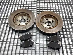 Jeu de disques et plaquettes avant OEM LORK-1-1000016506